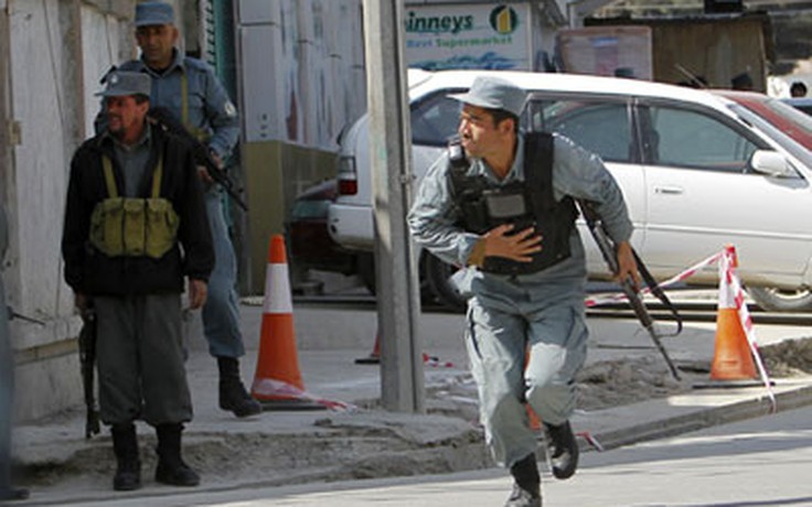 Kabul rung chuyển vì tấn công liên hoàn