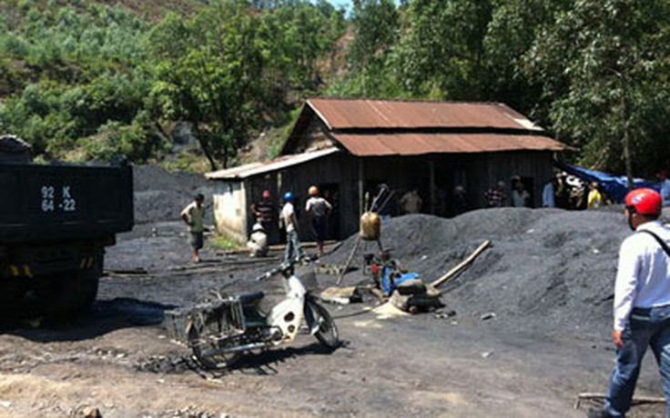 Sập mỏ than ở Quảng Nam, 2 người mất tích