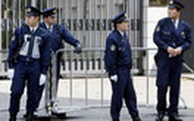 Một bộ trưởng Nhật có nguy cơ mất chức vì vụ điệp viên Trung Quốc