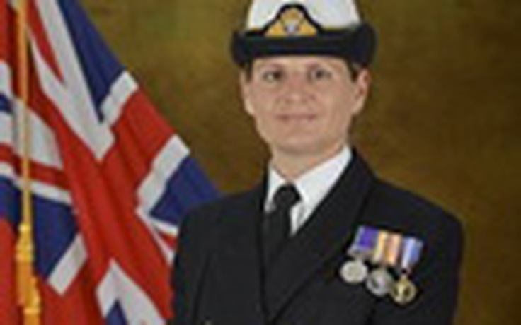 Hải quân Anh có nữ thuyền trưởng tàu chiến đầu tiên