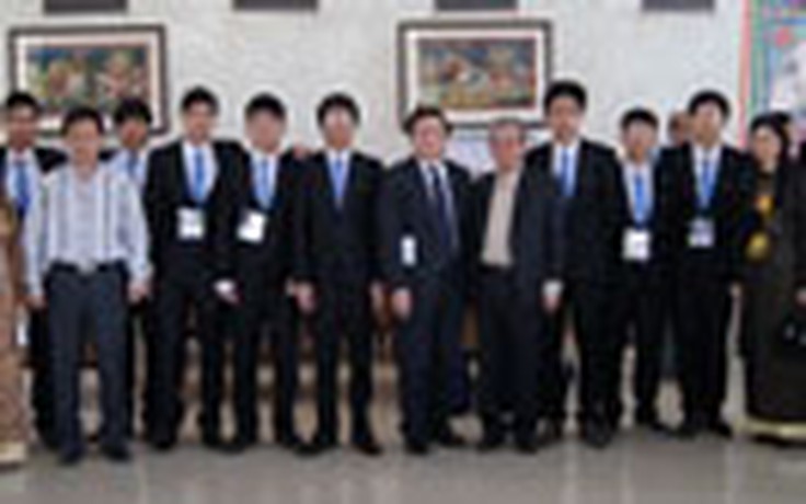 8 học sinh Việt Nam đoạt huy chương Olympic Vật lý châu Á