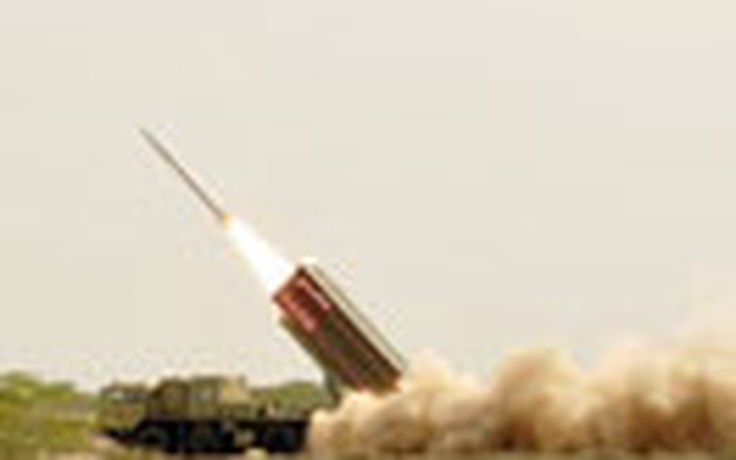 Pakistan bắn thử tên lửa hành trình mới