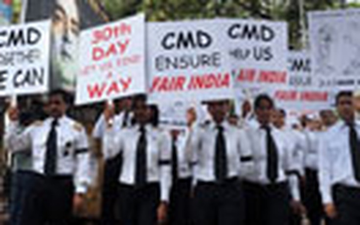 Ấn Độ sa thải 400 phi công đình công