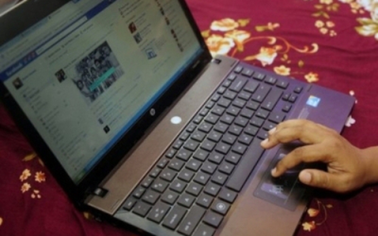 Bị bắt vì nói xấu thủ tướng Bangladesh trên Facebook