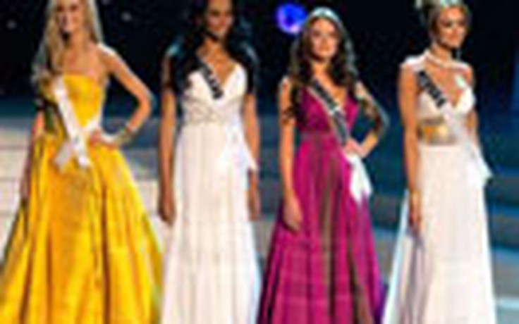 Thí sinh tố cuộc thi Hoa hậu Mỹ 2012 "dàn xếp kết quả"