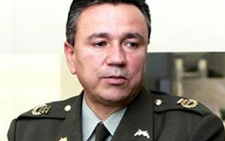 Bị cáo buộc buôn ma túy, một tướng Colombia tự nộp mình