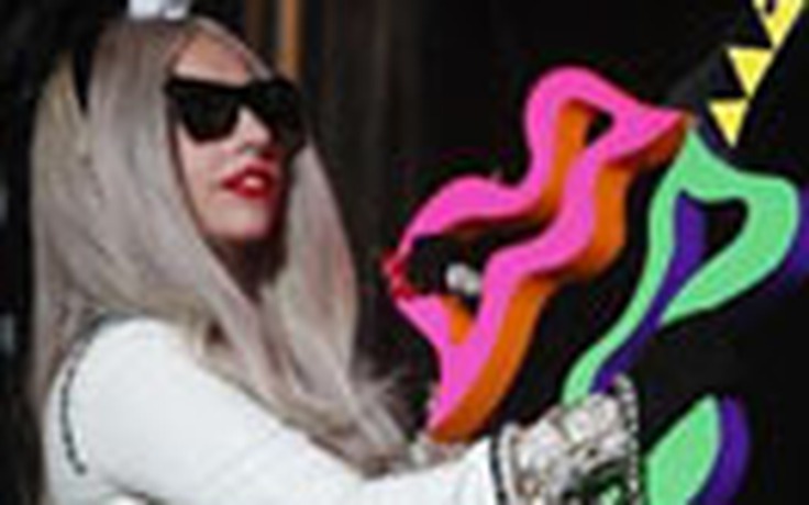 Lady Gaga bị kiện đòi bồi thường 10 triệu USD