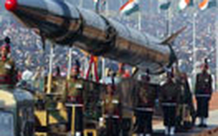 Ấn Độ bắn thử tên lửa Agni-2 tầm bắn 2.000 km