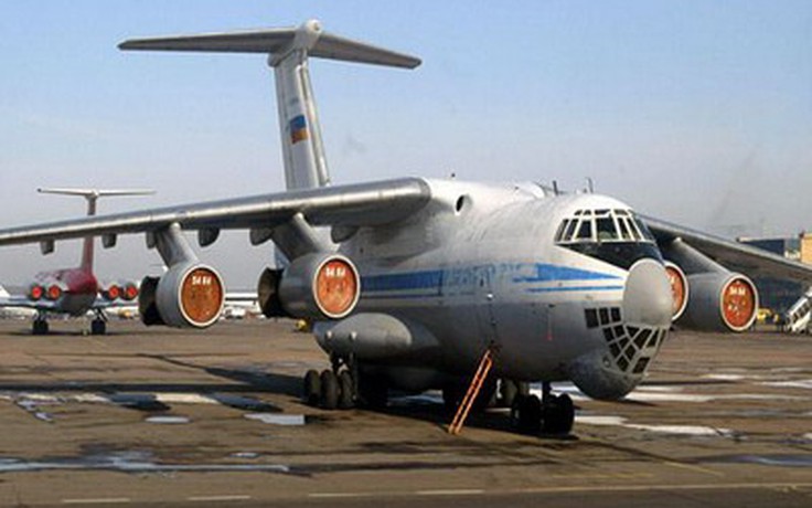 Nga điều máy bay cứu hỏa đến giúp Serbia