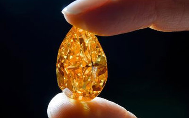 Viên kim cương màu cam giá kỷ lục: 35,5 triệu USD