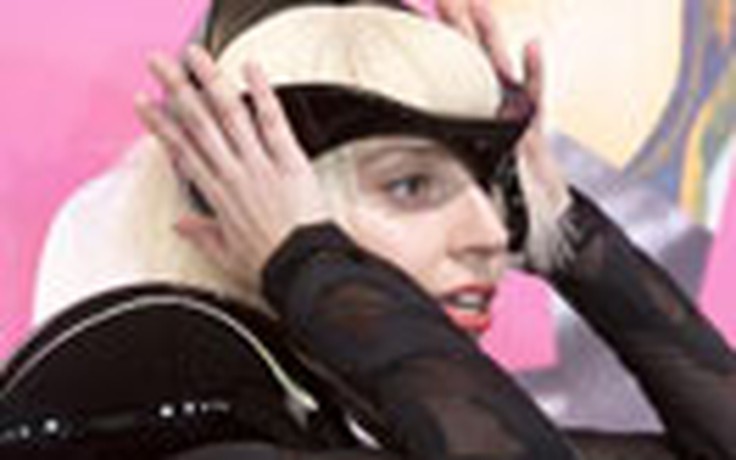 Lady Gaga thừa nhận nghiện cần sa