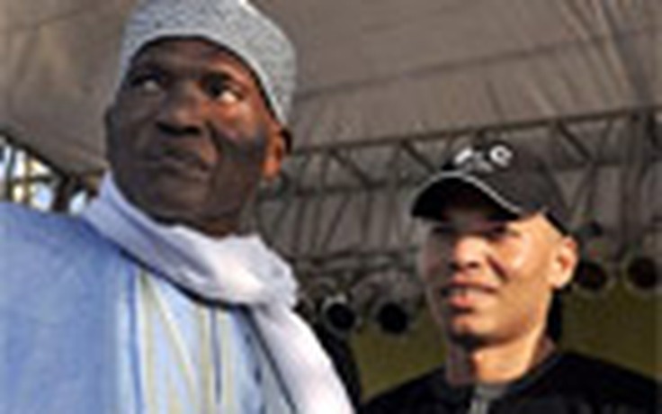 Senegal bắt giữ con trai cựu tổng thống