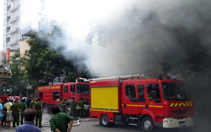 TP.HCM: Cháy nhà ở quận 1, nhiều người hốt hoảng