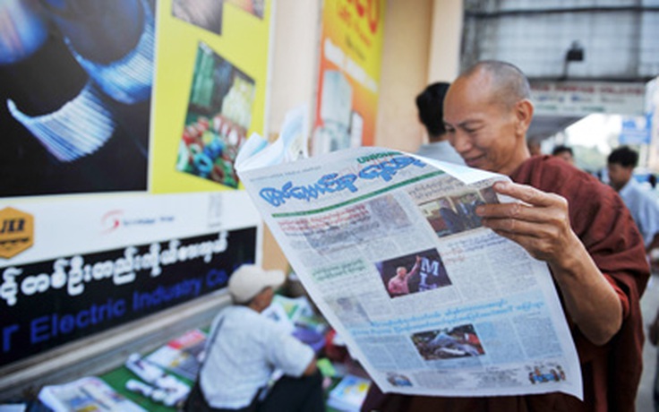 Myanmar ra nhật báo tư nhân