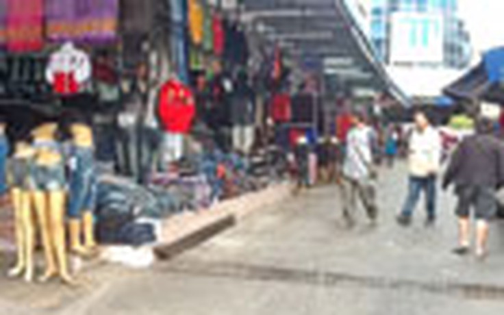 Chợ quần áo Việt lớn nhất đông bắc Thái Lan