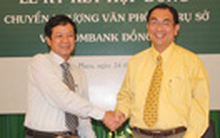 Ký kết chuyển nhượng VP Vietcombank Đồng Nai