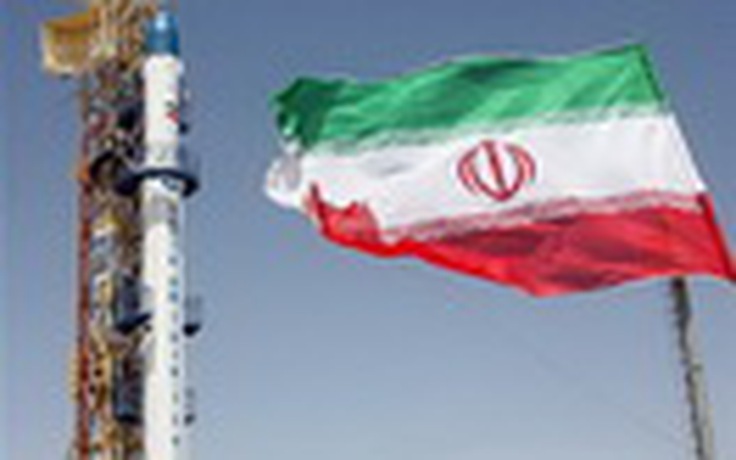 Iran thành lập trung tâm theo dõi vệ tinh