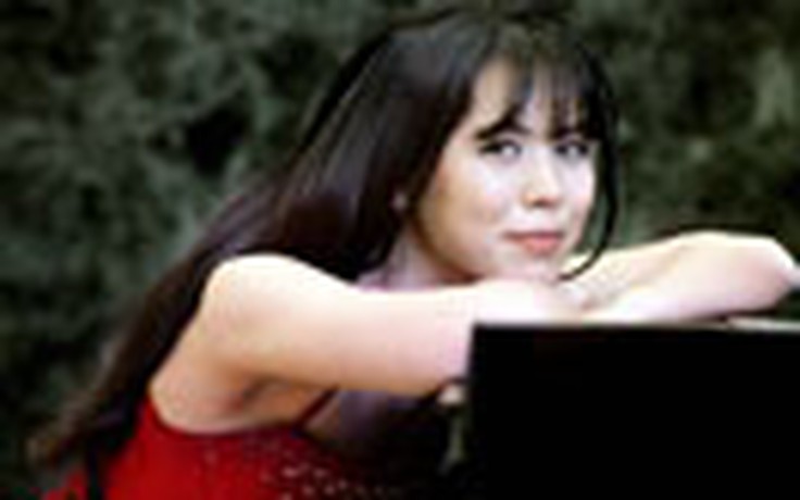 Nữ nghệ sĩ dương cầm Mona Asuka Ott trình diễn tại VN