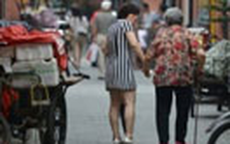Dịch vụ "lách" luật hiếu thảo