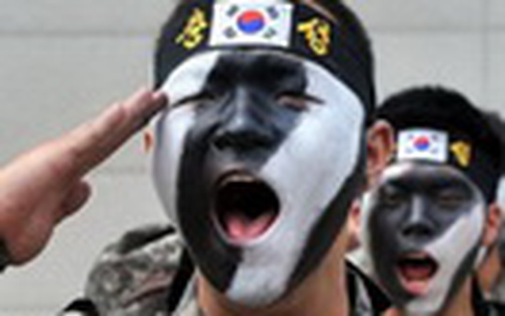 Hàn Quốc buộc nhân viên quốc phòng cài ứng dụng chống rò rỉ thông tin
