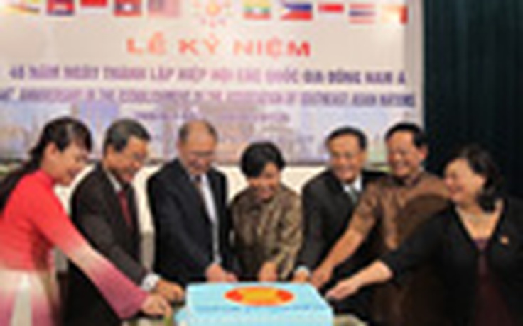 Kỷ niệm 46 năm thành lập ASEAN