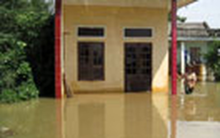 Mưa lớn khiến 297 ngôi nhà ở Nông Cống bị ngập lụt
