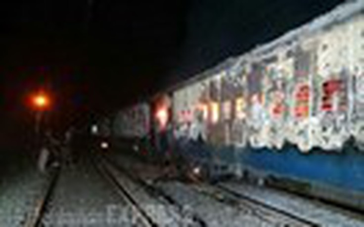 Lại cháy xe lửa Ấn Độ, 9 người chết