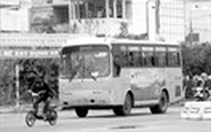 Bức xúc xe buýt tuyến Đà Nẵng-Tam Kỳ
