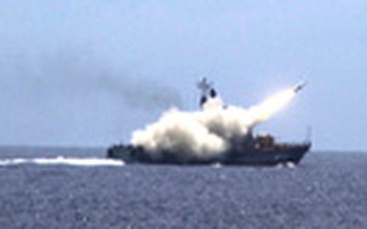 Bộ Quốc phòng nghiệm thu kỹ thuật bắn tên lửa của Hải quân