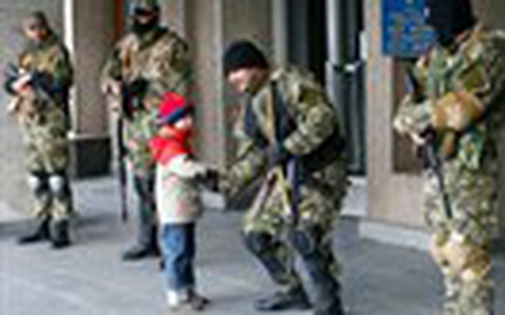 Quân đội Ukraine vẫn án binh bất động