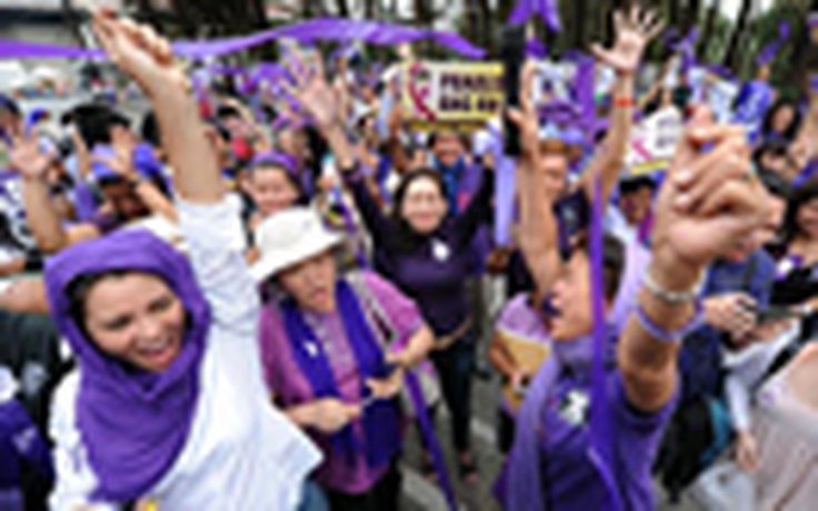 Philippines phê chuẩn luật kiểm soát sinh sản