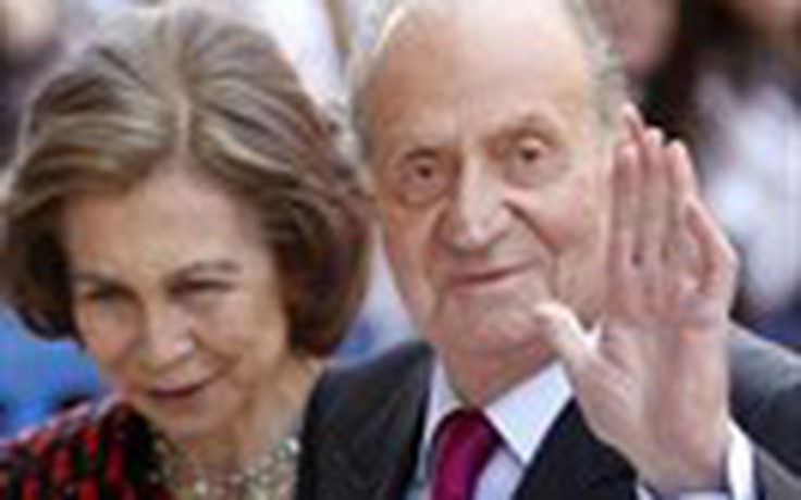 Vua Tây Ban Nha tuyên bố thoái vị sau nhiều bê bối của người thân