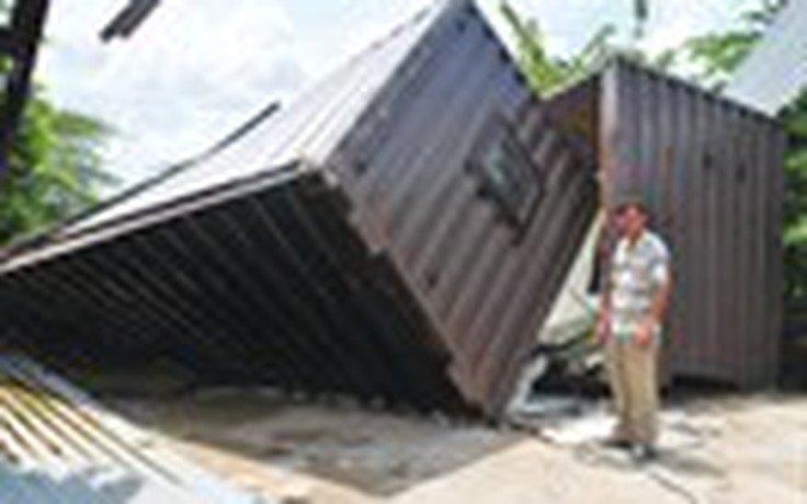 Cưỡng chế... container!