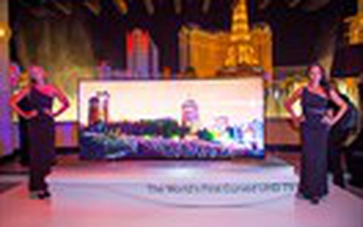 TV màn hình cong 105 inch của Samsung có giá lên tới 2,5 tỉ đồng