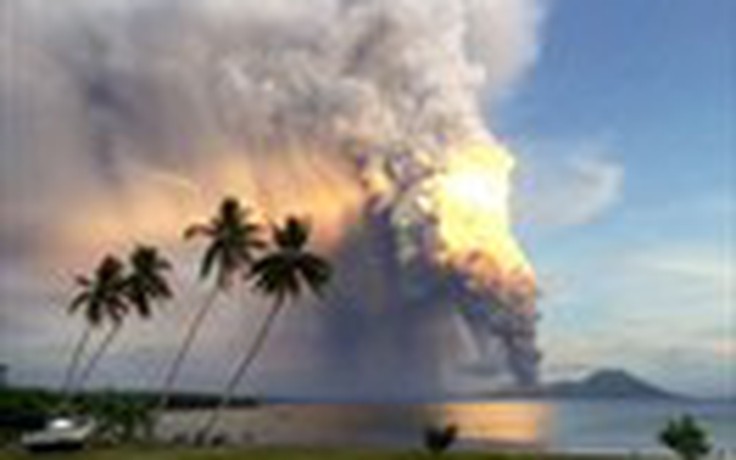 Núi lửa phun ở Papua New Guinea ảnh hưởng hàng không