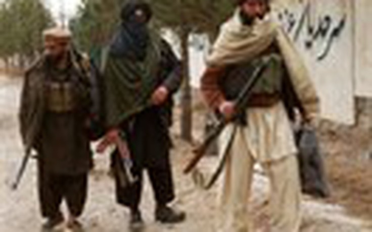 Taliban chặt đầu 12 thường dân Afghanistan