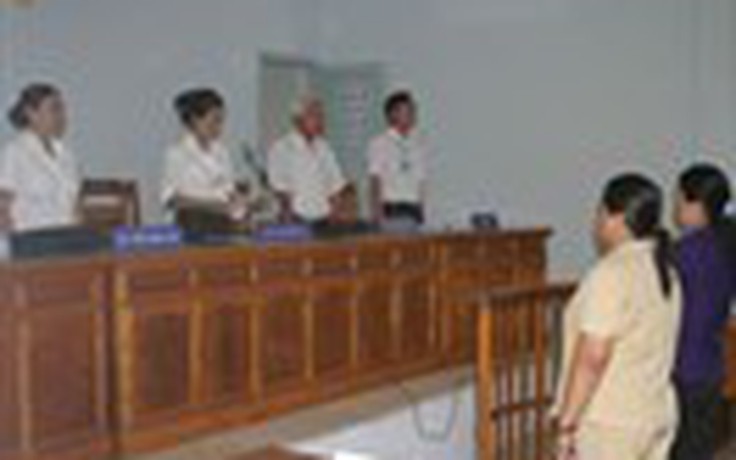 Đề nghị xem xét lại vụ án ở Trung tâm Mắt Bình Thuận