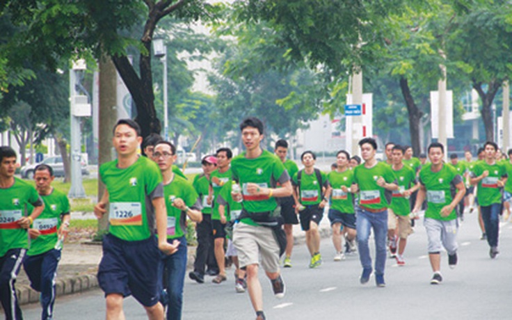 'Chạy bộ vì sức khỏe' thành công ấn tượng, thu hút gần 2.000 người