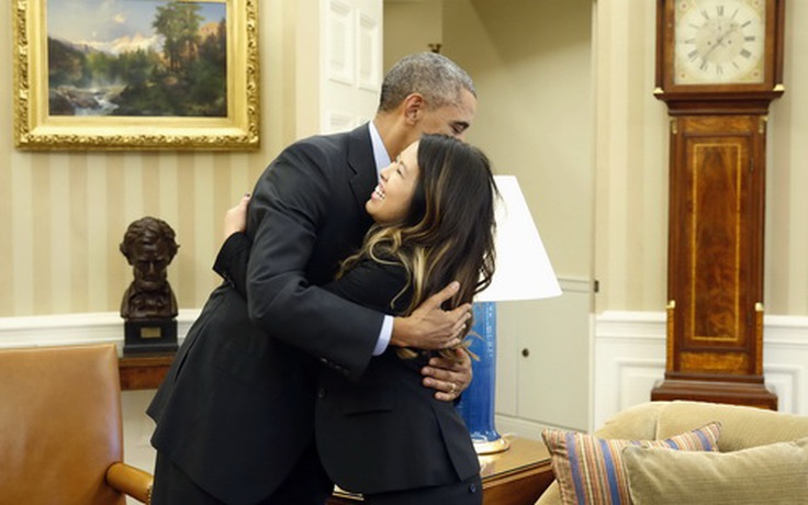 Tổng thống Mỹ gặp nữ y tá gốc Việt đã khỏi Ebola