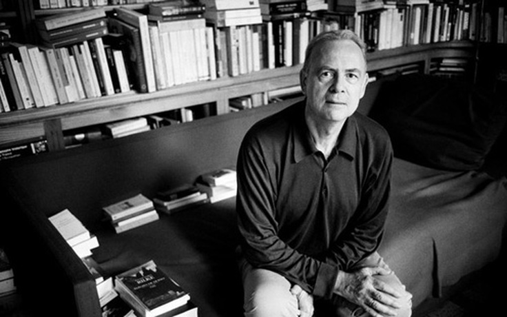 Patrick Modiano, người ghép những mảnh vỡ ký ức của lịch sử