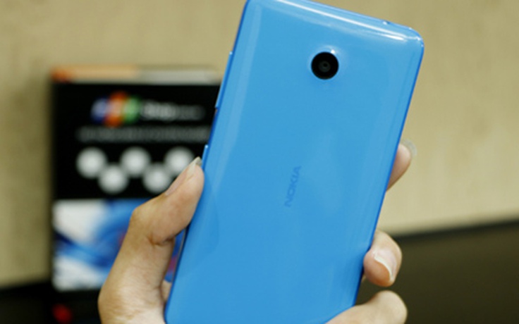 Lumia 630 có thêm phiên bản màu xanh dương