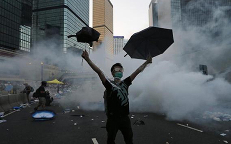 Người biểu tình Hồng Kông quyết không giải tán
