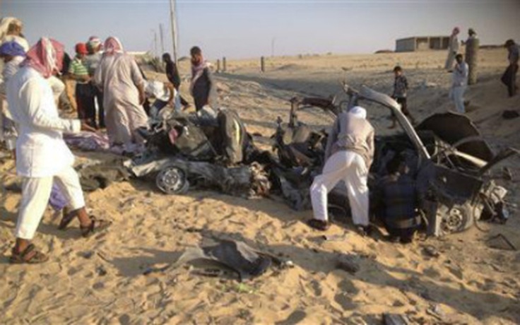 Đánh bom xe ở Ai Cập, 10 người bị thương