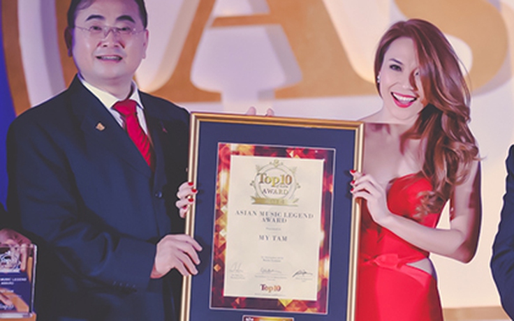 Mỹ Tâm nhận giải 'Huyền thoại Âm nhạc châu Á' tại Malaysia