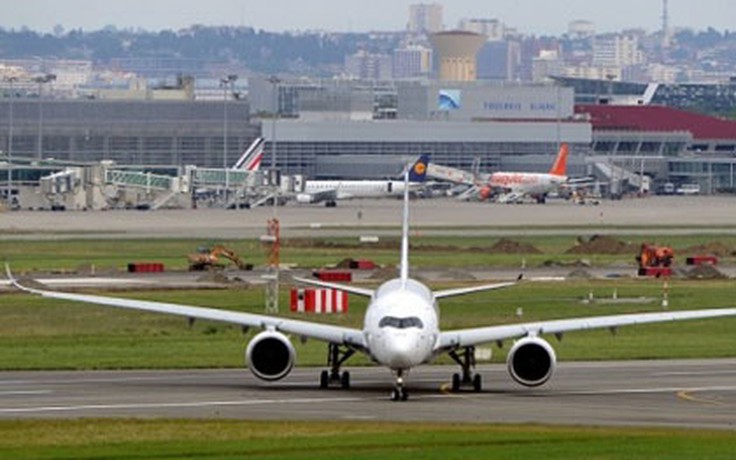 Pháp bán 49% cổ phần sân bay Toulouse cho Trung Quốc