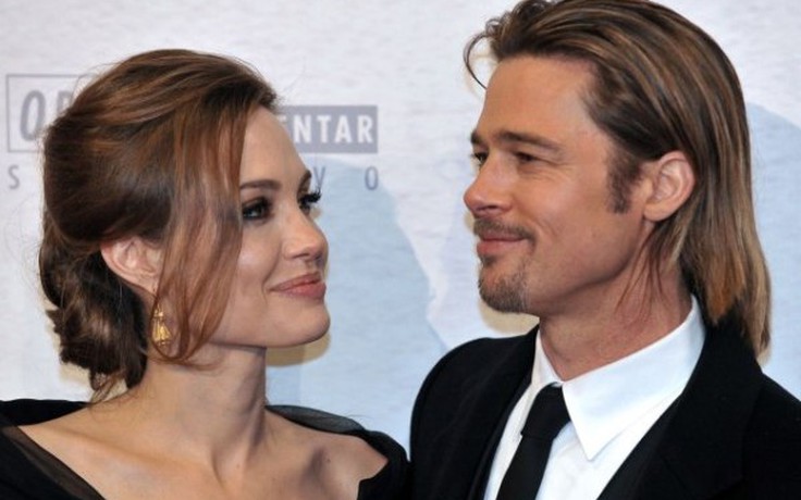 Rộ tin đồn Angelina Jolie và Brad Pitt vừa bí mật kết hôn
