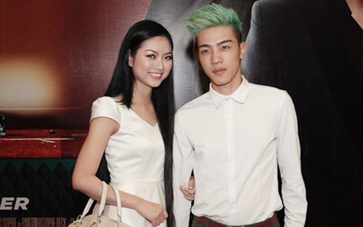 Hoa hậu Dân tộc 2013 xuất hiện tình tứ cùng 'trai lạ'