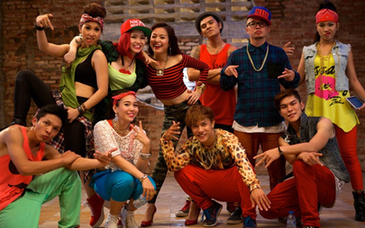 Hoàng Thùy Linh nhảy 'cực bốc' cùng thần tượng trong MV mới