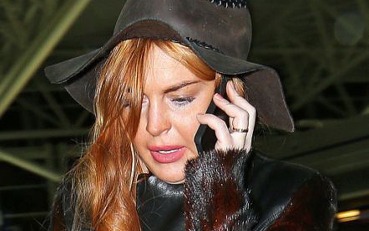 Lindsay Lohan cay cú vì bị trộm laptop tại Trung Quốc