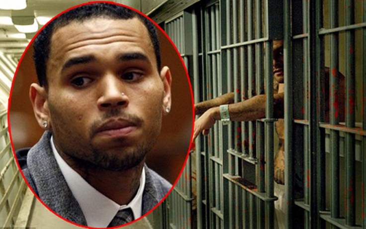 Chris Brown bức xúc vì ngồi tù như bị ‘nhốt trong chuồng thú’